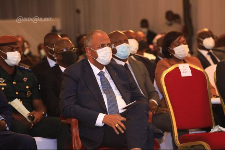 Oeuvre_PM_Amadou_Gbon_Coulibaly_2021_RCI_CIV_20