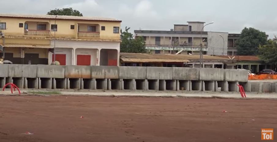 Infrastructures : Le Premier ministre Patrick Achi s’imprègne de l’avancement des travaux du grand marché de Bouaké.