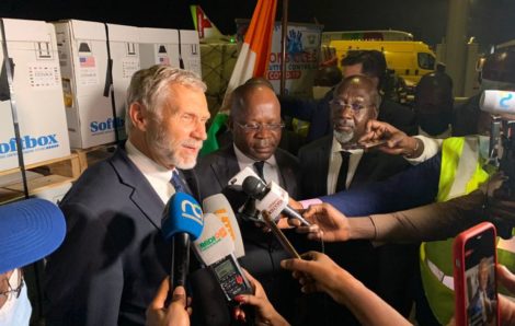 Covid-19 : la Côte d’Ivoire réceptionne 1, 18 million de doses de vaccins Pfizer des Etats-unis.
