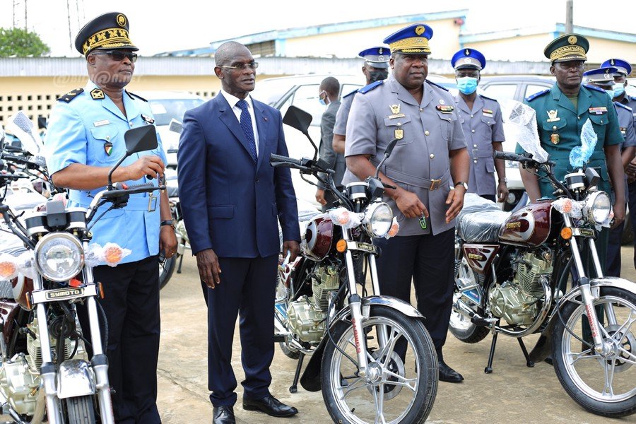 Forces_défense_corps_préfectoral_dotés_moyens_roulants_2021_RCI_CIV_18