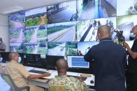 Le ministre Moussa Sanogo satisfait du démarrage de la vidéo-surveillance à la frontière Est.
