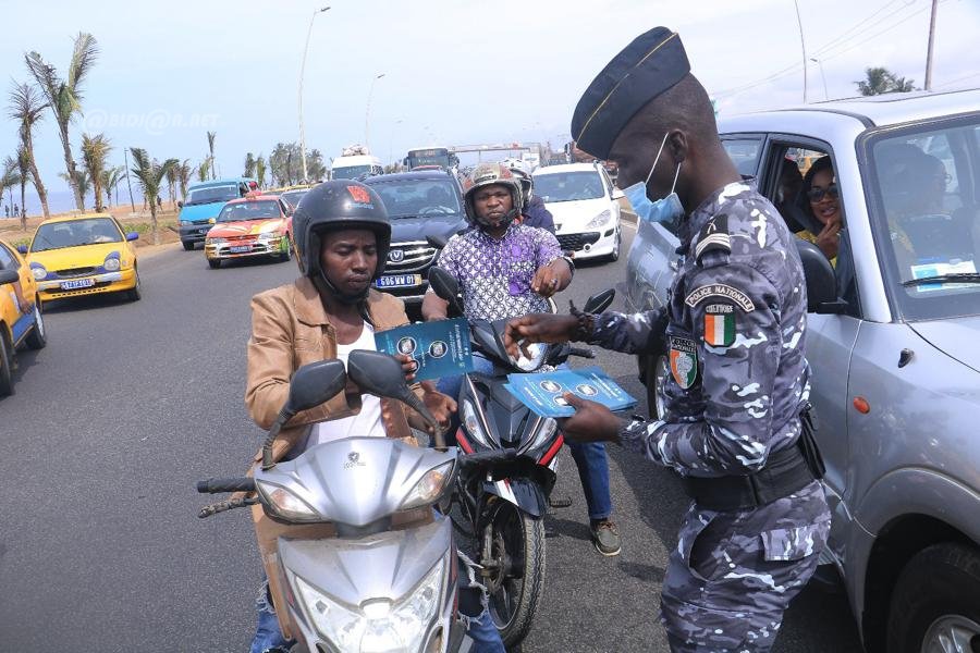 Police_gendarmerie_dotes_Ethylotests_sensibilisation_RCI_22082021_CIV_17