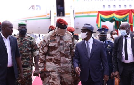 Mission de haut niveau de la CEDEAO de SEM Alassane Ouattara Conakry (Guinée).