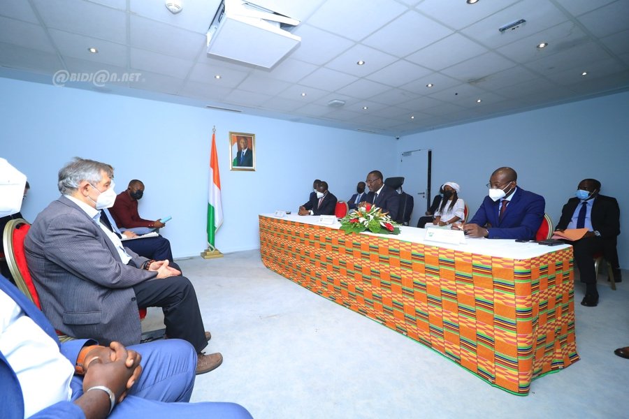 Allemands_investisseur_chez_Souleymane_Diarrassouba_ministre_Commerce_2021_RCI_CIV_7
