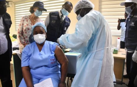 Côte d’Ivoire – Vaccination contre la Covid 19 : Les Abidjanais de moins en moins méfiants !.