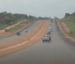 Le Ministre Amédé Kouakou visite le chantier de l’autoroute Tiébissou-Bouaké.