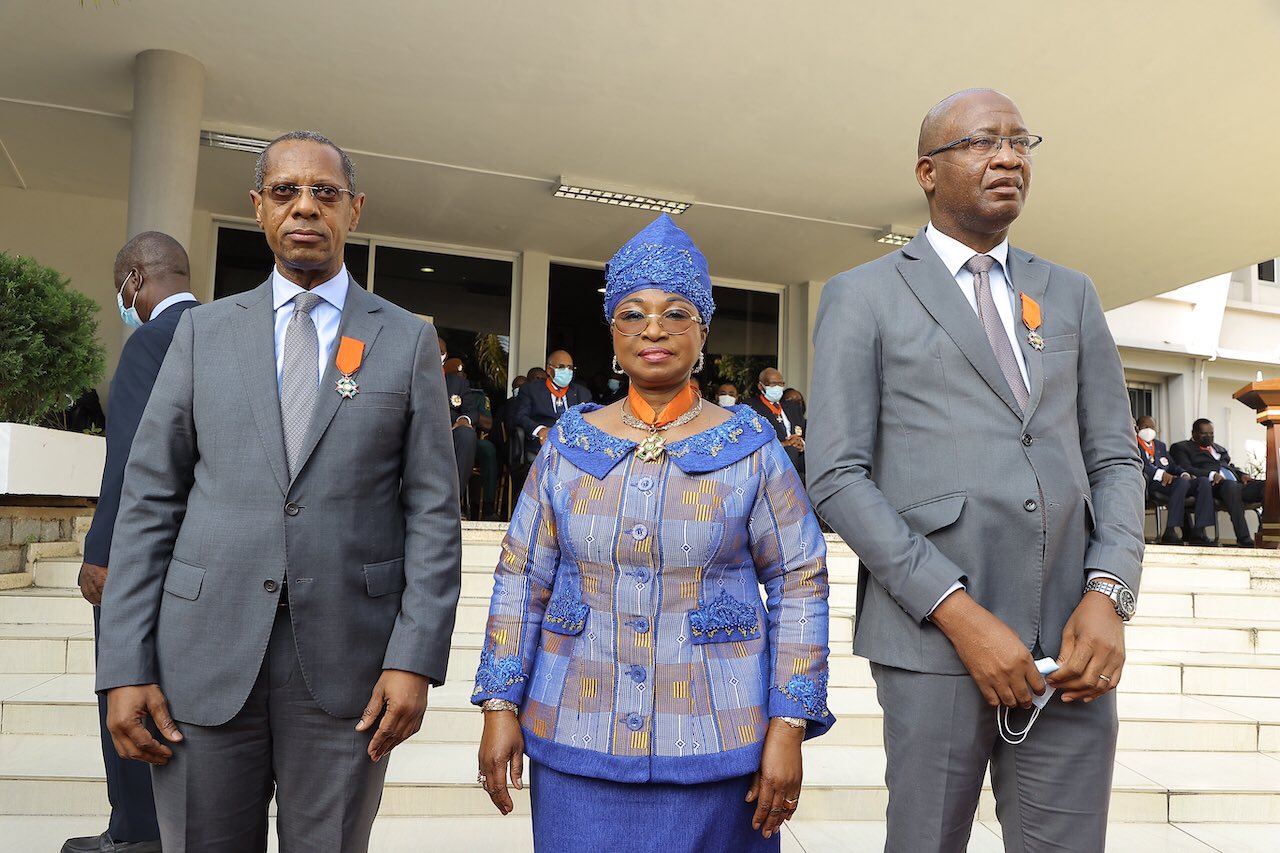 Distinction_22_personalites_Chanceliere_Henriette_Dagri_Diabate_2021_RCI_CIV_6