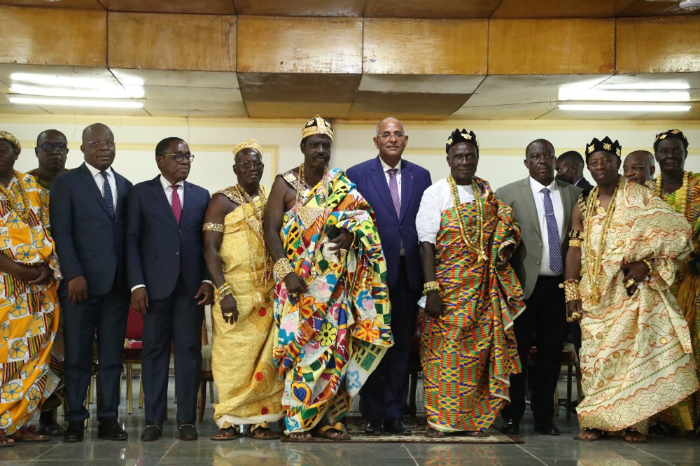 Cohésion sociale et préservation de la paix : le Premier Ministre salue la contribution des chefs traditionnels du Sud-Comoé.