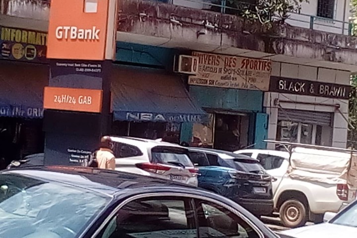 L’Enquête du jeudi : Côte d&rsquo;Ivoire/ Ceux qui organisent la pénurie de monnaie.