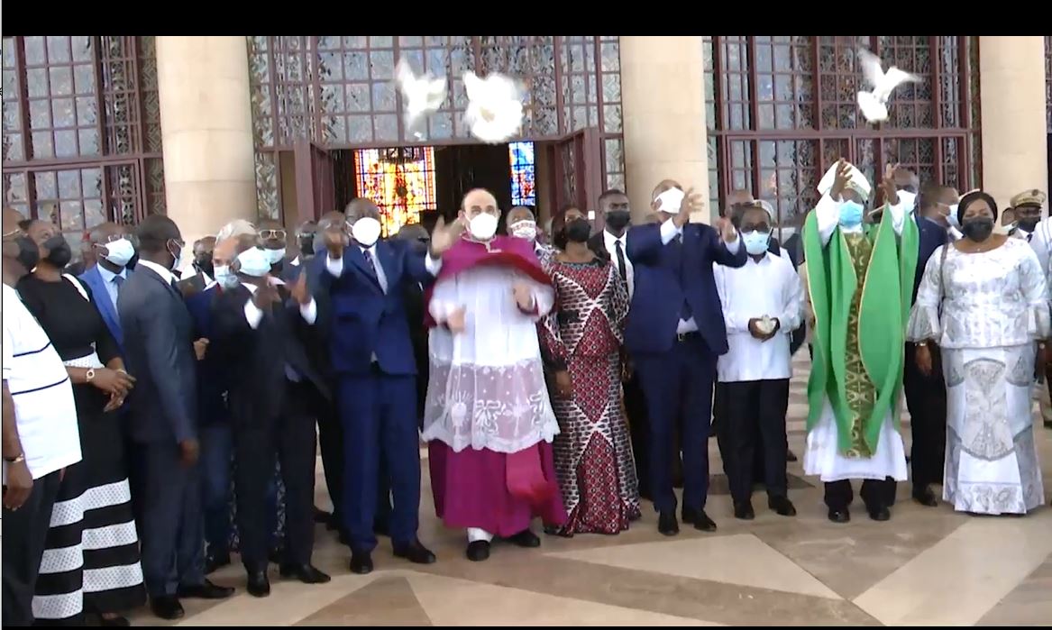 25ème Journée Nationale de la Paix : le Premier ministre participe à des prières à Yamoussoukro.