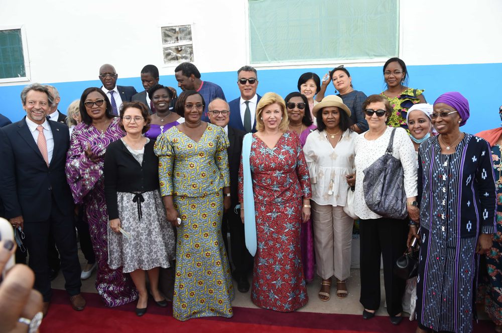 Remise de dons au centre de santé_Ferke_DFO_28102021_RCI_CIV_28
