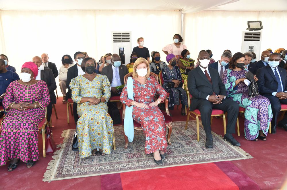 Remise de dons au centre de santé_Ferke_DFO_28102021_RCI_CIV_6