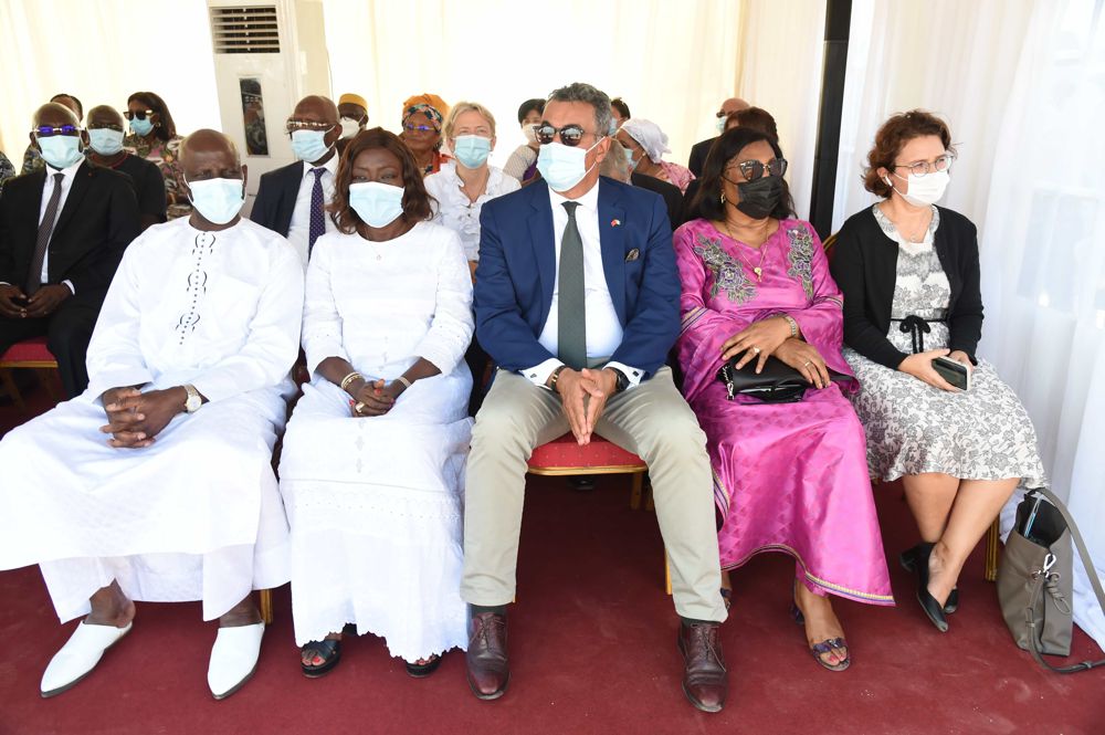 Remise de dons au centre de santé_Ferke_DFO_28102021_RCI_CIV_8