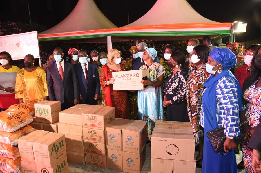 Cérémonie de lancement des illumination du district autonome d'Abidjan_122021_RCI_CIV_36