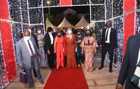 Lancement des illuminations du District Autonome d’Abidjan : « Lorsque nous sommes unis, nous assurons à notre belle Côte d’Ivoire un magnifique rayonnement » (Dominique Ouattara).