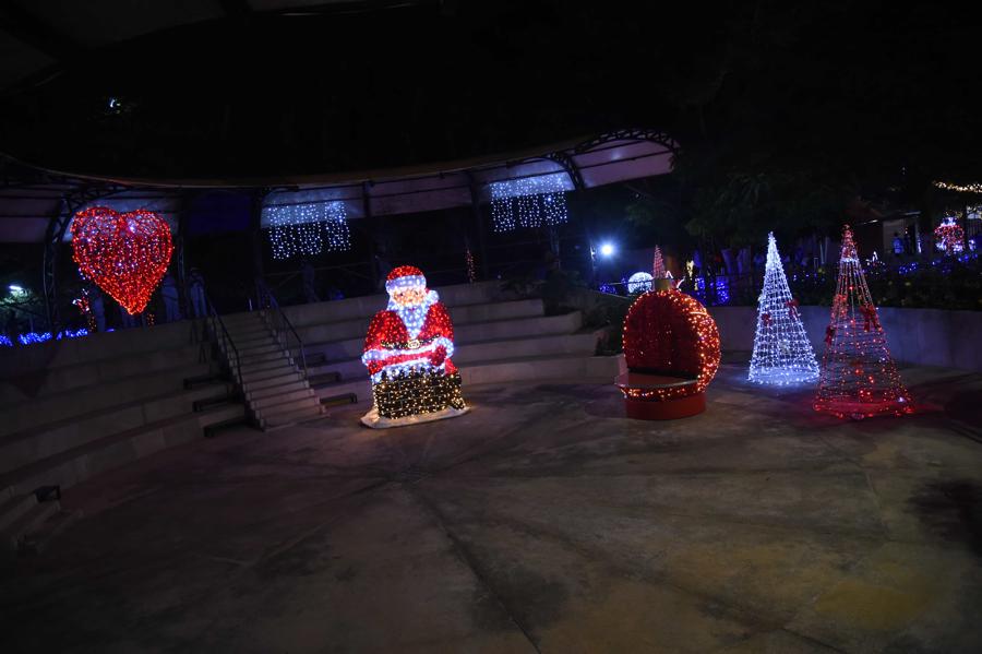 Cérémonie de lancement des illumination du district autonome d'Abidjan_122021_RCI_CIV_55