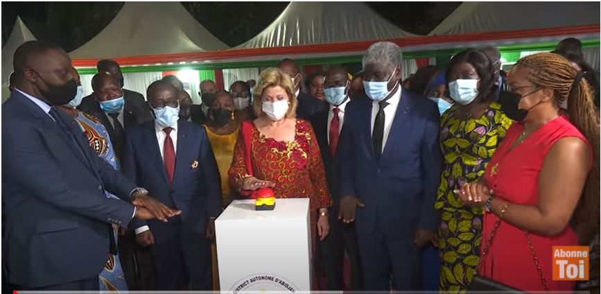 Cérémonie de lancement des illumination du district autonome d'Abidjan_122021_RCI_CIV_62