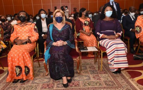 Enfant en situation de rue : Dominique Ouattara : « Nous le pouvons en étant unis ».