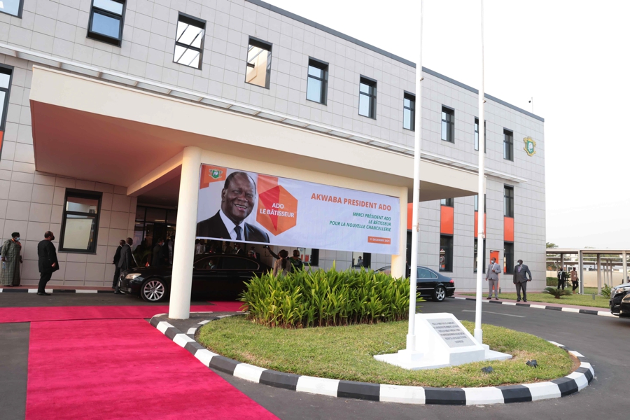 Inauguration par le Président de la République SEM Alassane Ouattara de la nouvelle Chancellerie de la Côte d’Ivoire au Nigéria.