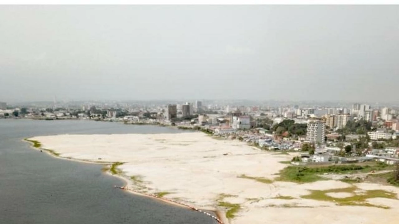 Côte d’Ivoire : polémique sur de nouveaux remblais à Marcory, sur la lagune d’Abidjan.