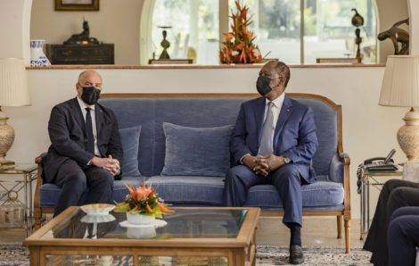 Le Chef de l’Etat a pris part à la cérémonie d’inauguration du nouveau Siège social de ‘’Orange Côte d’Ivoire’’.