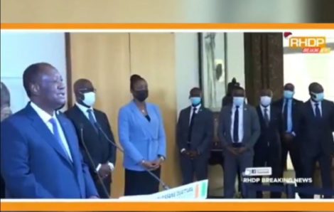 Conférence de presse de SEM Alassane Ouattara suite à la visite d&rsquo;amitié et de travail à son homologue Gabonais.