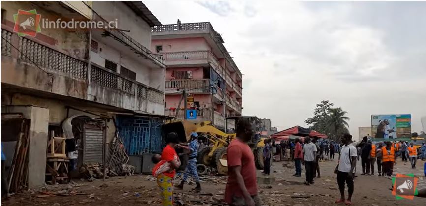 Ferrailleurs_Casse_Abobo_Delodes_2022_Assainissement_Ville_Kandia_Kamissoko_Kamara_RCI_CIV_1