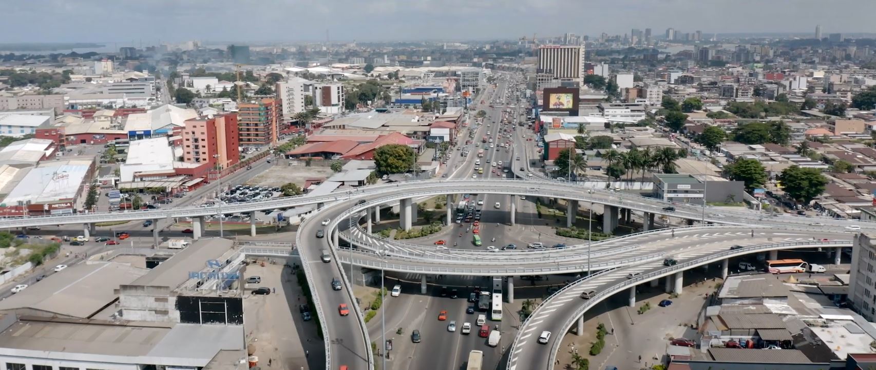 Miracle_Nouveau_Ivoirien_Gouvernance_Alassane_Ouattara_President de la Republique_RCI__2022_CIV_11