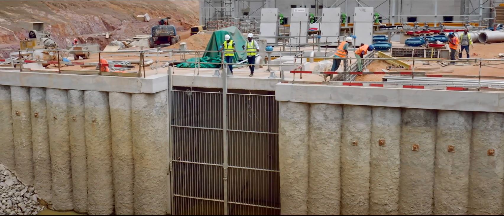 Miracle_Nouveau_Ivoirien_Gouvernance_Alassane_Ouattara_President de la Republique_RCI__2022_CIV_2