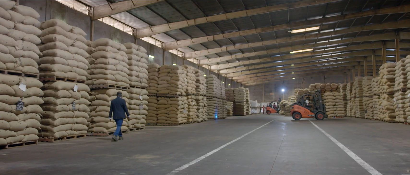 Miracle_Nouveau_Ivoirien_Gouvernance_Alassane_Ouattara_President de la Republique_RCI__2022_CIV_37