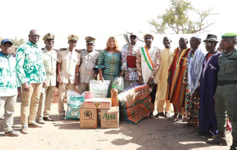 Situation humanitaire dans le nord-est de la Situation humanitaire dans le nord-est de la Côte d’Ivoire : le gouvernement soutient les populations de Tougbô à hauteur de plus de 50 millions de FCFA.