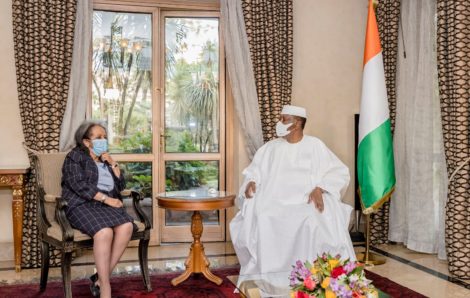 Le Président de la République, Alassane OUATTARA, s’est entretenu, à Addis-Abeba, avec la Présidente de la République Fédérale d’Ethiopie, S.E.Mme Zewde SAHLE-WORK.