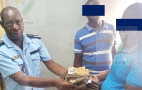 Après un accident plus de 13 millions de fcfa trouvés sous un siège restitués.