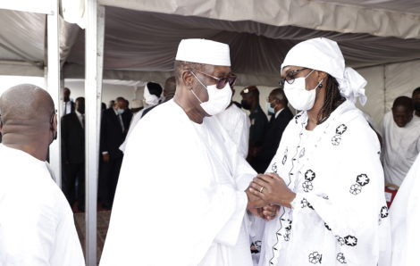 Côte d’Ivoire: un an après sa mort, le président Ouattara rend hommage à Hamed Bakayoko.