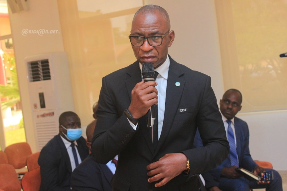session-d-information-et-d-echange-d-experiences-de-la-direction-generale-d_jo96okumsc