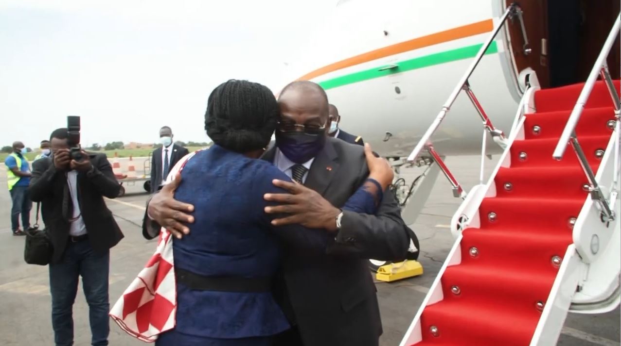 Gnassingbe_Tiémoko Meyliet Koné fait Grand Officier de l’Ordre du Mono_2