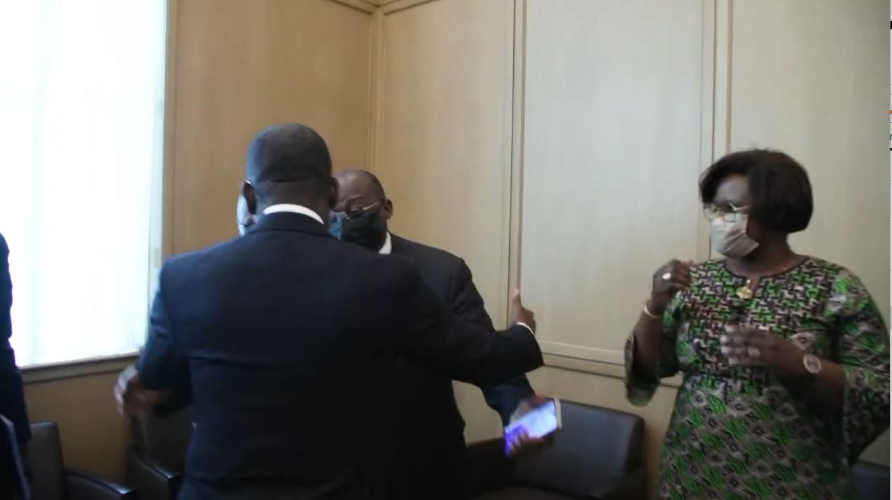 Gnassingbe_Tiémoko Meyliet Koné fait Grand Officier de l’Ordre du Mono_5