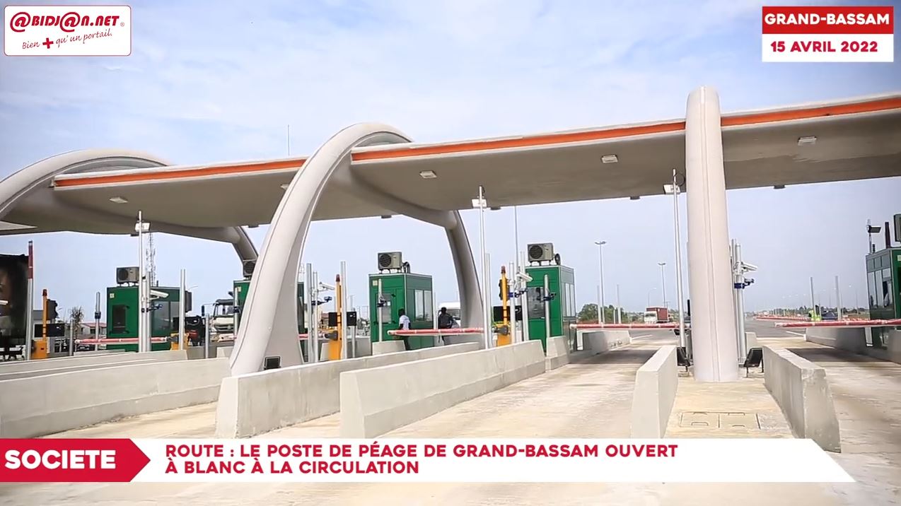 Poste_peage_Grand_Bassam_ouvert_blanc_6