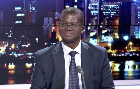 « A compter du 1er avril 2022, le litre du Super passera de 635 FCFA à 695 FCFA. Le prix du Gasoil demeure inchangé, 615 FCFA » Thomas Camara.