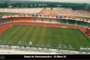 Stade olympique de Yamoussoukro : les deux écrans géants installés (Immersion).