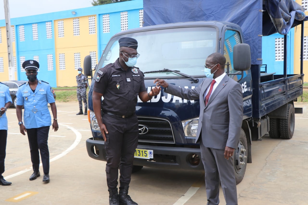 police-nationale-une-dotation-121-engins-remis-aux-agents-pour-renforcer-le_wh7je3lu33q