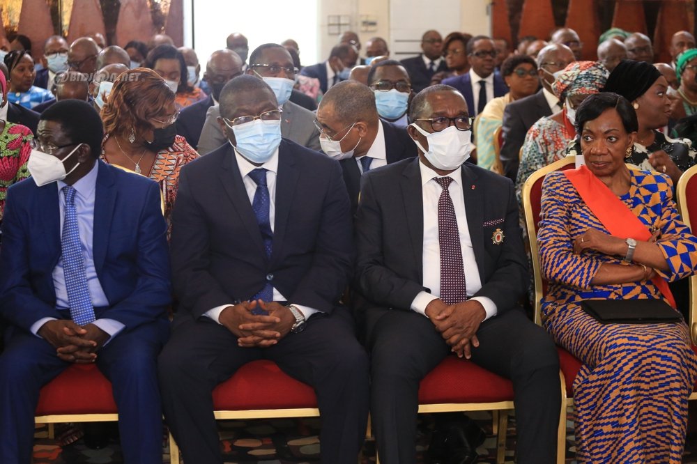 prestation-de-serment-du-nouveau-vice-president-de-la-republique-de-cote-di_0tsagh5fxv7h
