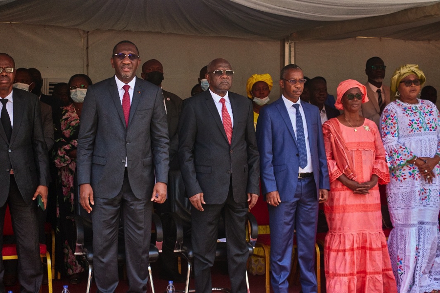 yopougon-le-ministre-souleymane-diarrassouba-procede-a-linauguration-du-nou_o90la