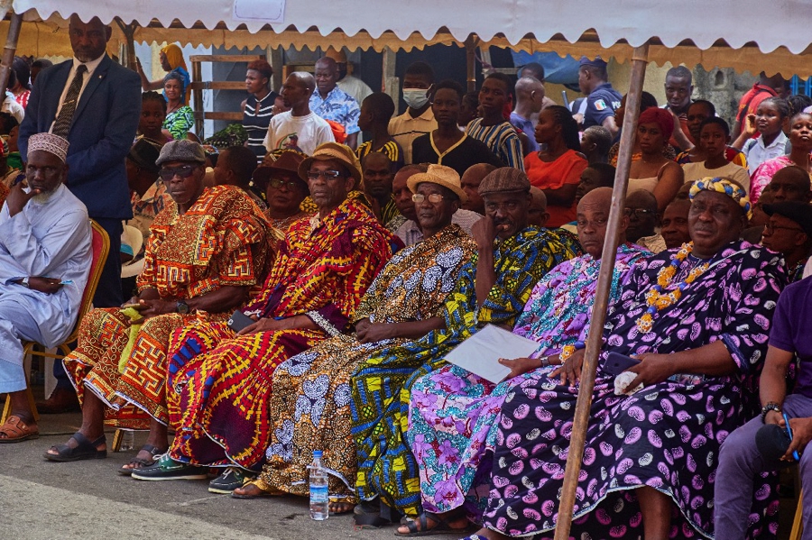 yopougon-le-ministre-souleymane-diarrassouba-procede-a-linauguration-du-nou_sgpaj