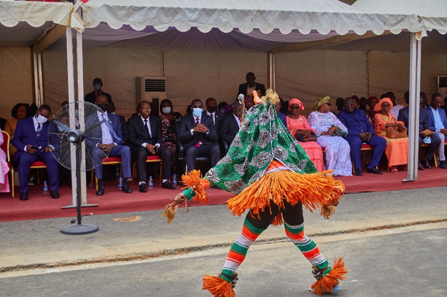 yopougon-le-ministre-souleymane-diarrassouba-procede-a-linauguration-du-nou_znuy4