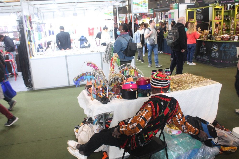 116e-edition-de-la-foire-de-paris-les-operateurs-ivoiriens-exposent-leurs-s_5sy