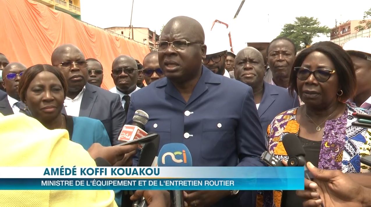 Amédée Kouakou satisfait de l'avancement des travaux du tunnel du rond point Abobo_5