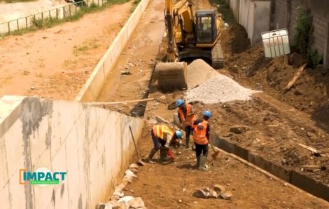 Assainissement et drainage dans le District d’Abidjan : de grands travaux engagés par le gouvernement pour réduire les inondations.