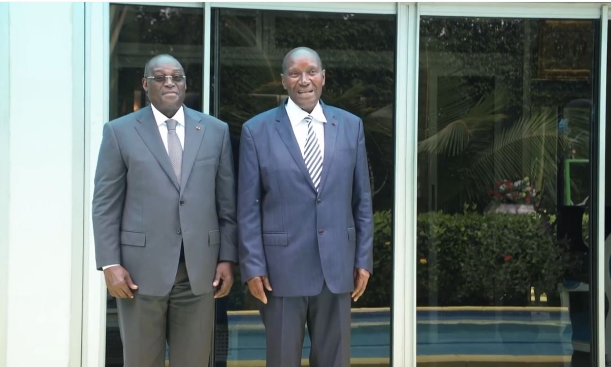Vice-président Tiémoko Meyliet Koné échange avec Kablan_Duncan_8