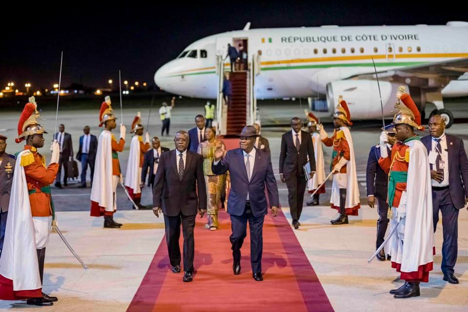 Sommets extraordinaires de la CEDEAO et de l’UEMOA : Le Président Ouattara adresse ses félicitations à Jean-Claude Brou.